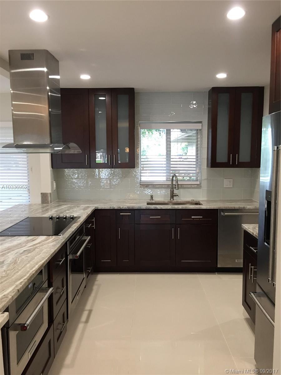 RIVER RIDGE - Residential