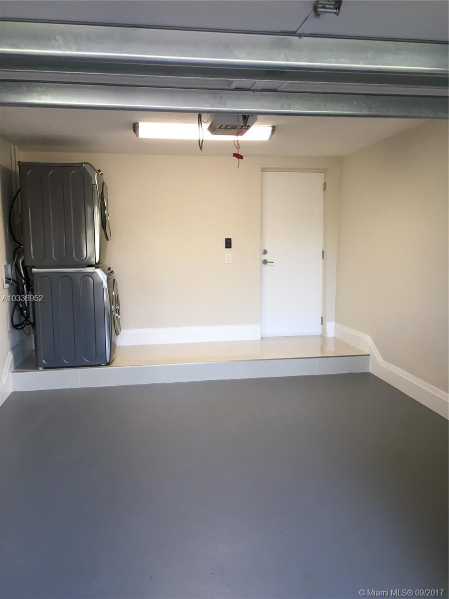 RIVER RIDGE - Residential