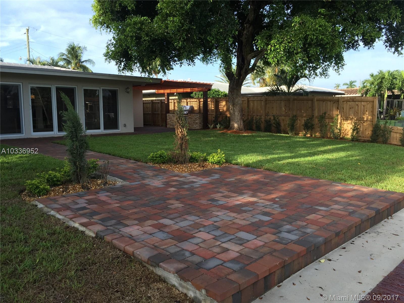 RIVER RIDGE - Residential