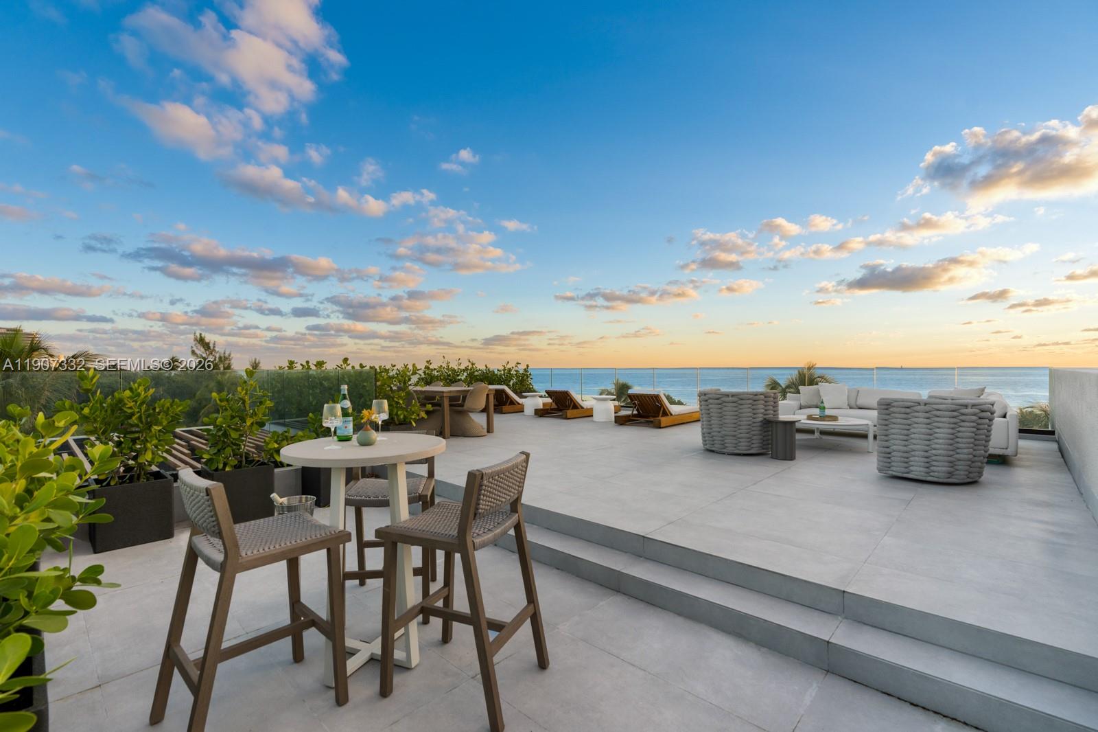 ALTOS DEL MAR NO 1 - Residential