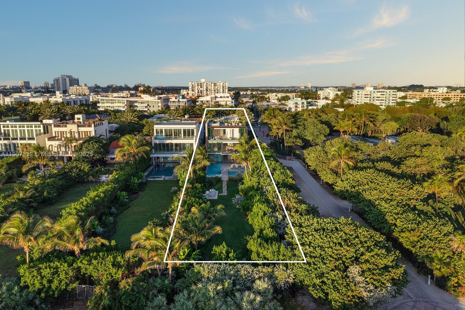 ALTOS DEL MAR NO 1 - Residential