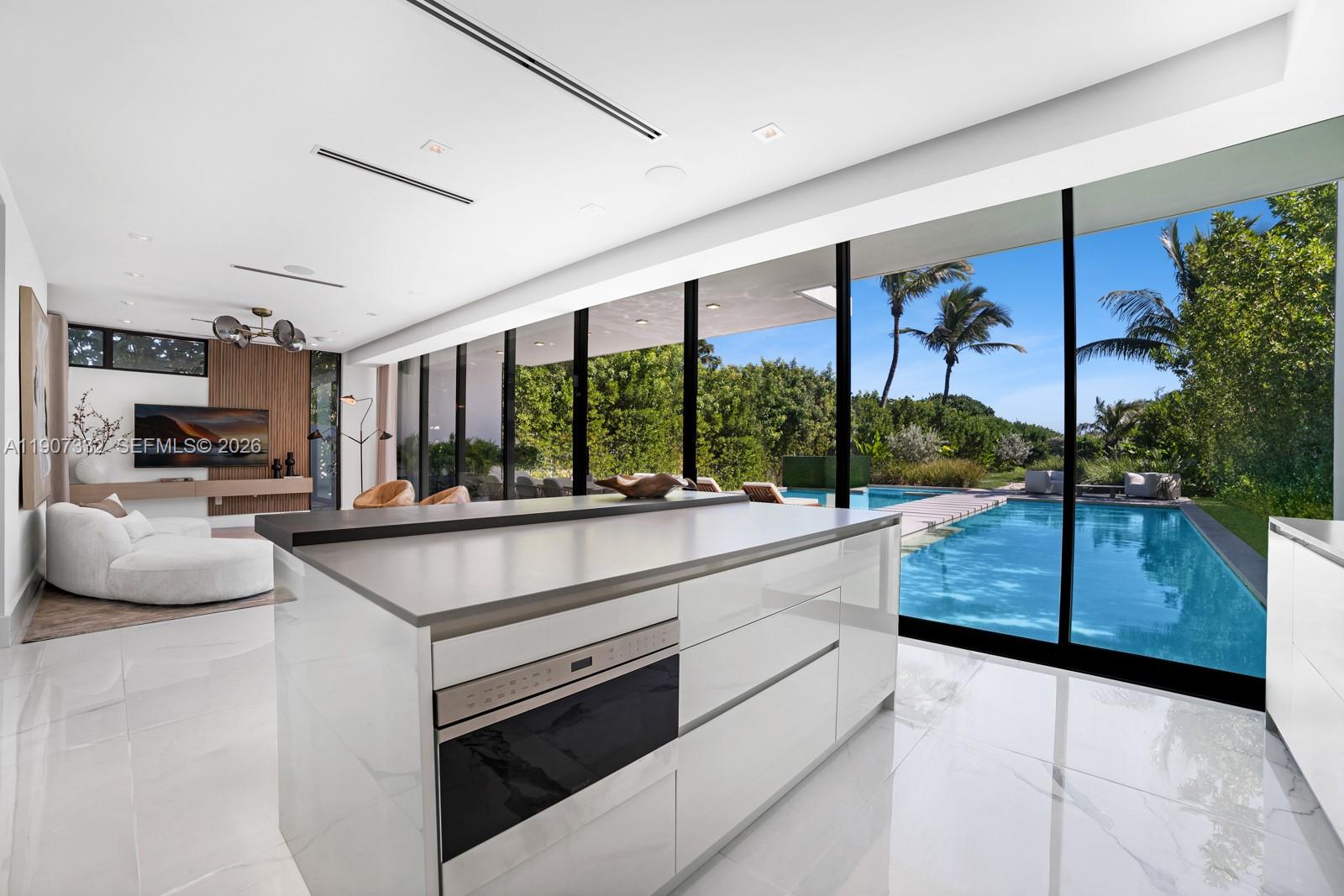 ALTOS DEL MAR NO 1 - Residential