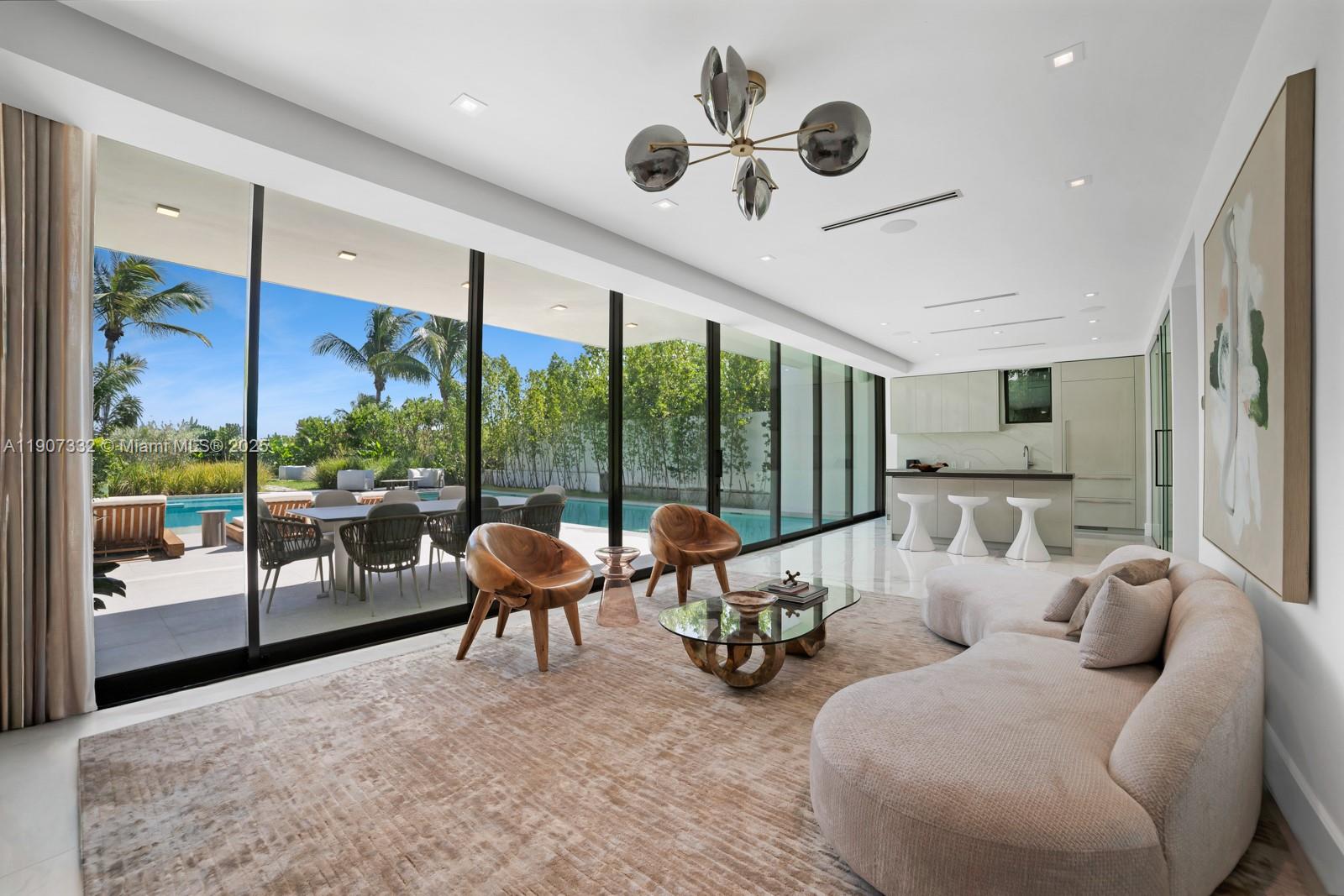 ALTOS DEL MAR NO 1 - Residential