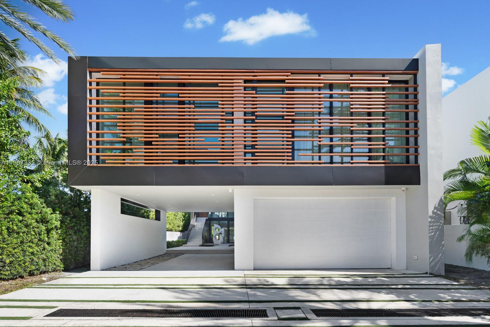 ALTOS DEL MAR NO 1 - Residential