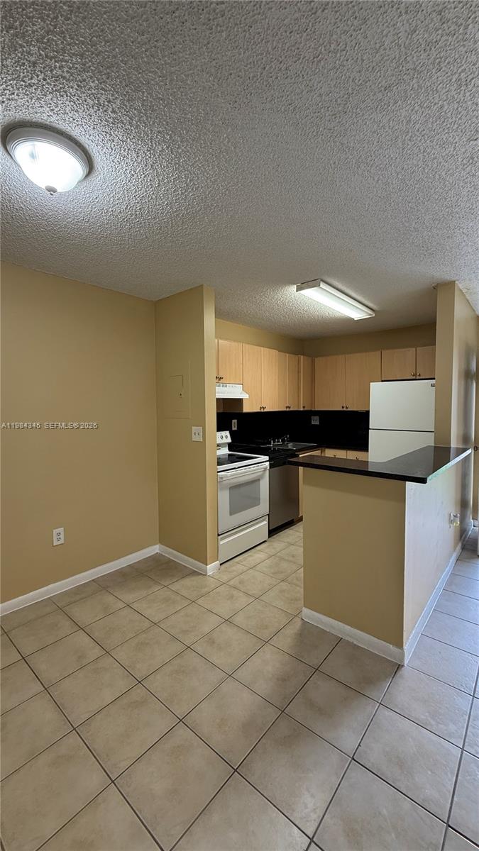 VILLA BELLINI CONDO - Residential Lease