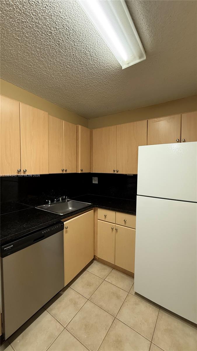 VILLA BELLINI CONDO - Residential Lease