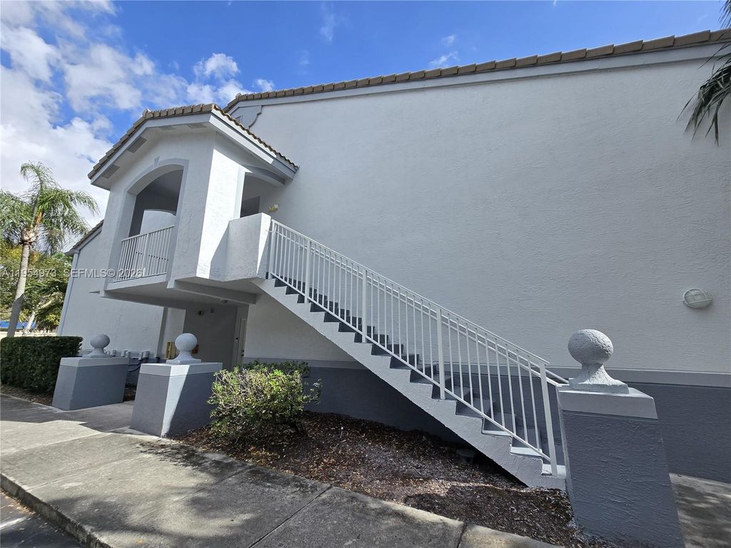 Photo of 2600 S University Dr #102, Davie, FL 33328 (MLS # A11954973)