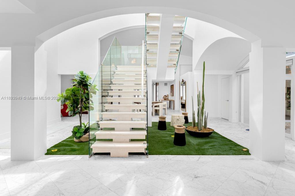 CORAL GABLES RIV SEC PT 1 - Residential