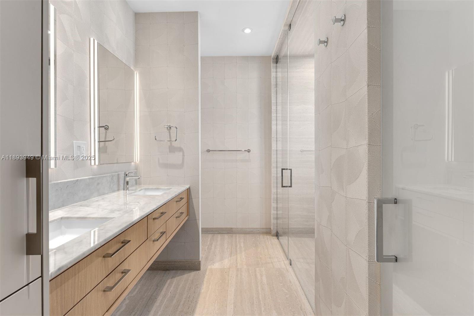 CORAL GABLES RIV SEC PT 1 - Residential