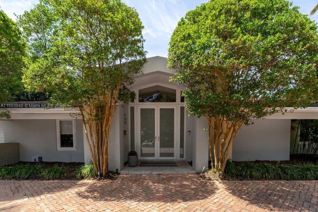 CORAL GABLES RIV SEC PT 1 - Residential