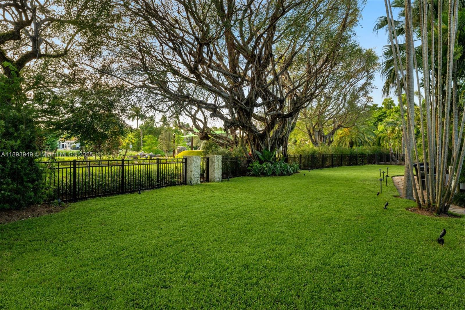 CORAL GABLES RIV SEC PT 1 - Residential