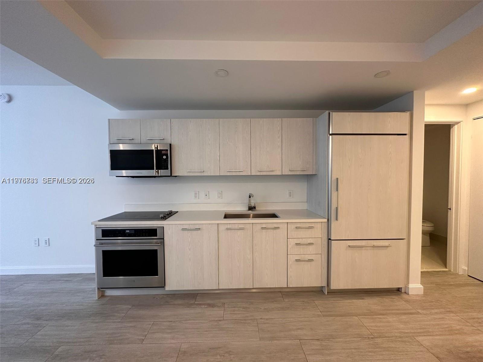 BRICKELL HEIGHTS WEST CON - Residential Lease