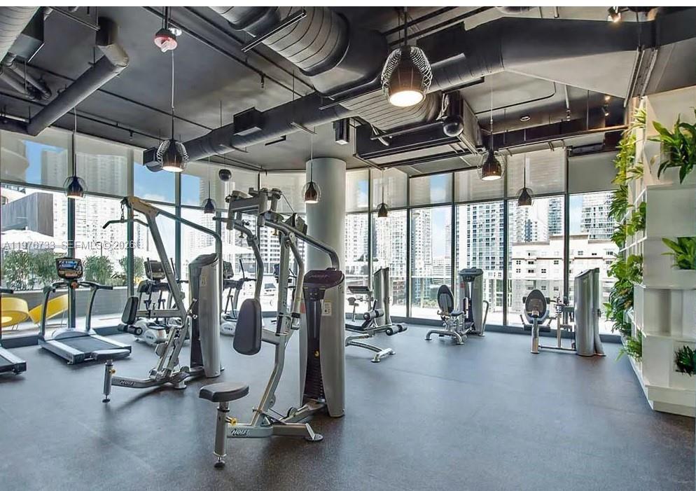 BRICKELL HEIGHTS WEST CON - Residential Lease