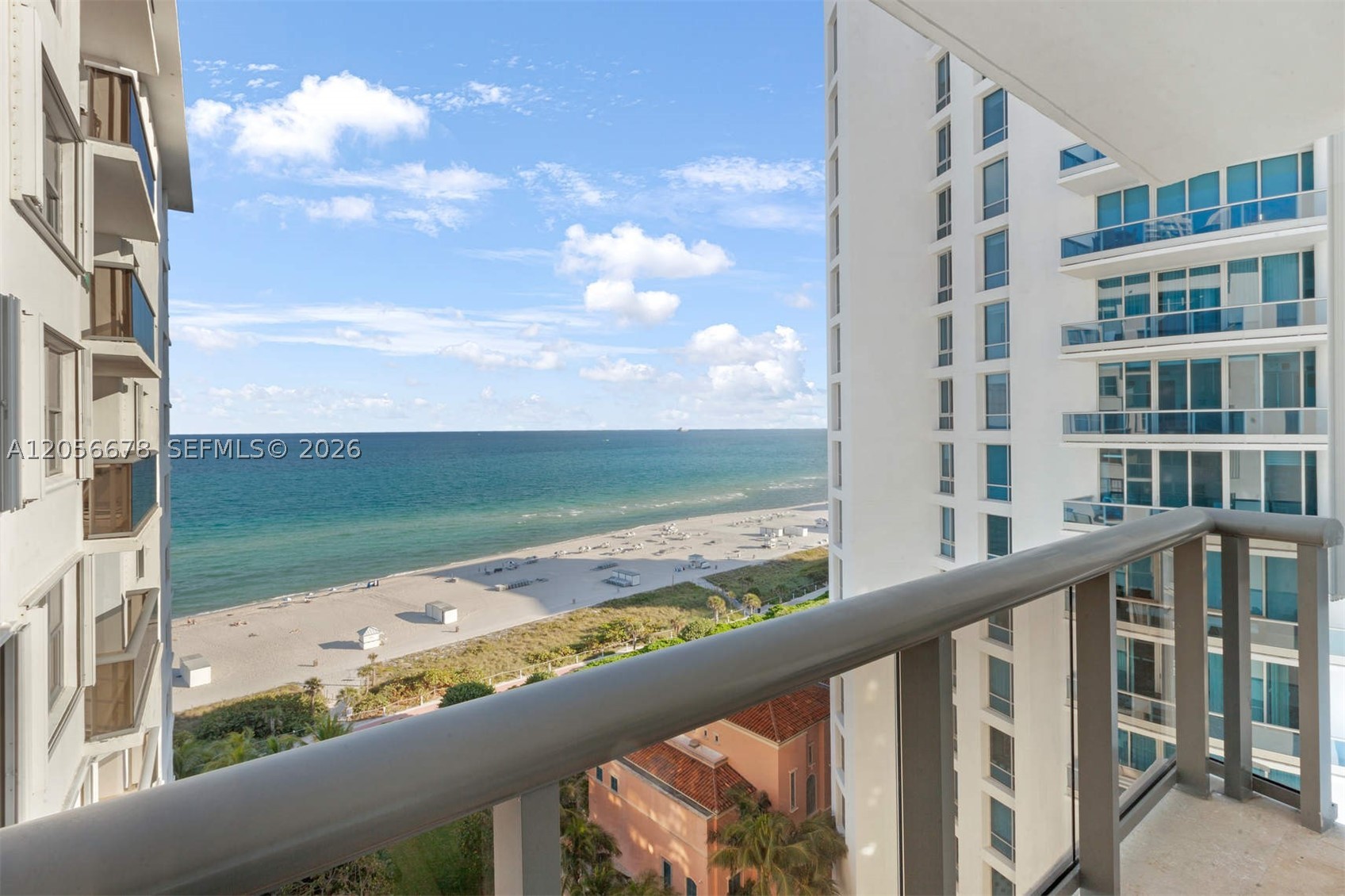 6039 Collins Ave 1527