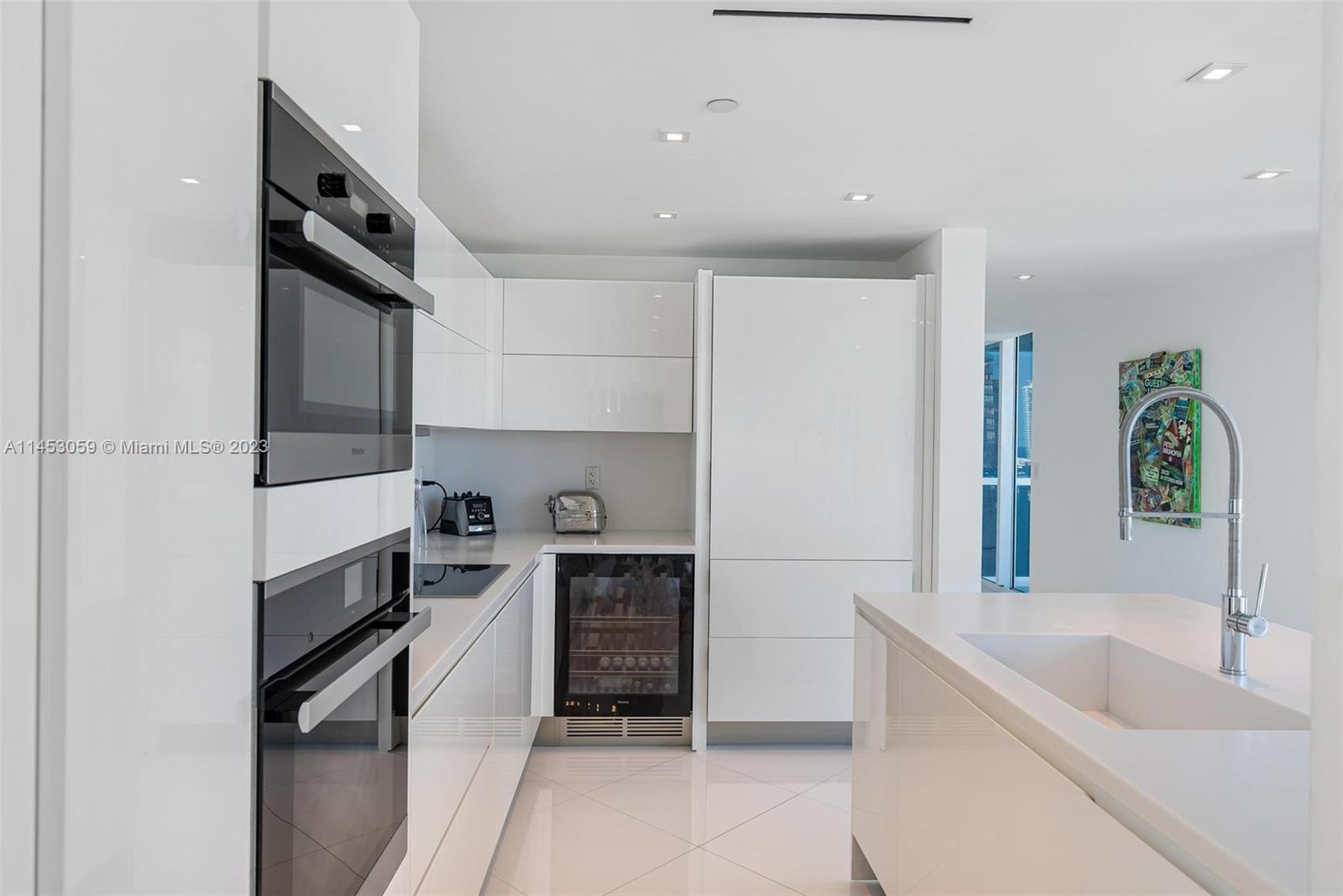 THE BENTLEY BAY CONDO - Residential