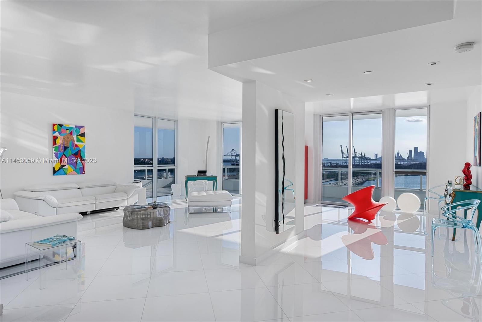 THE BENTLEY BAY CONDO - Residential