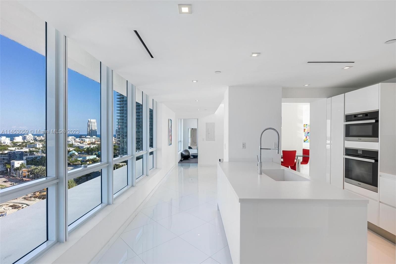 THE BENTLEY BAY CONDO - Residential