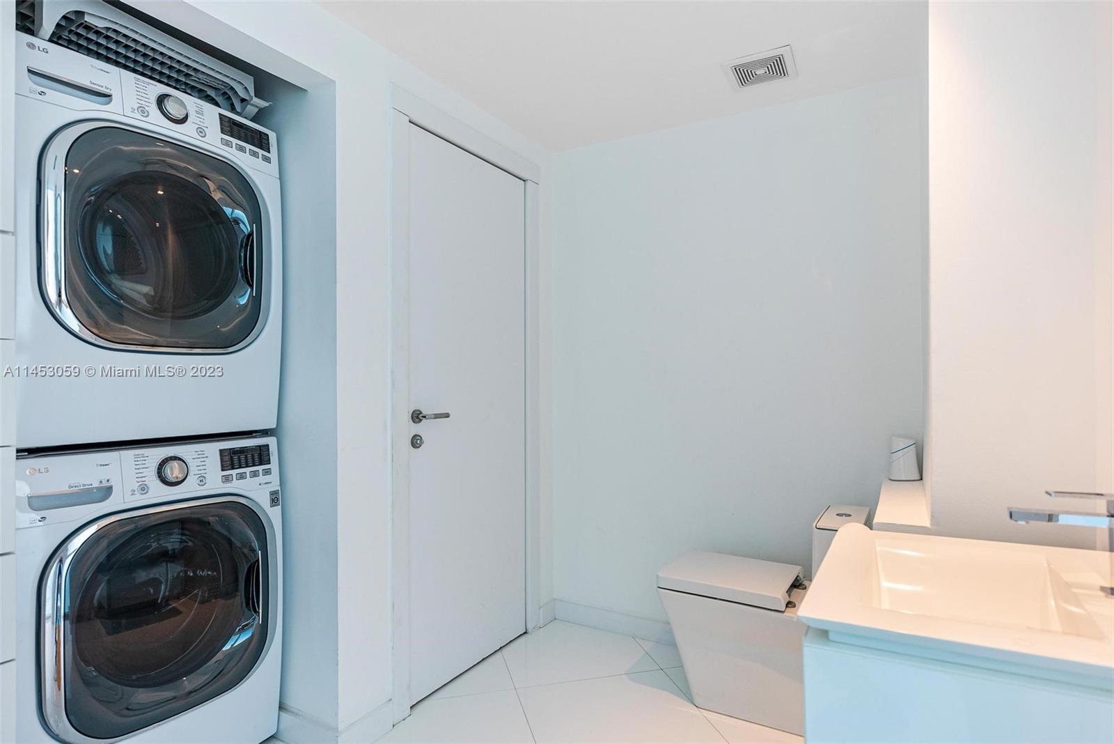 THE BENTLEY BAY CONDO - Residential