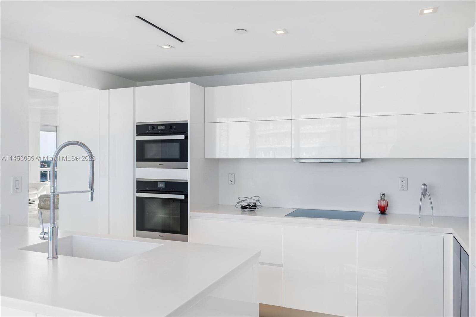 THE BENTLEY BAY CONDO - Residential