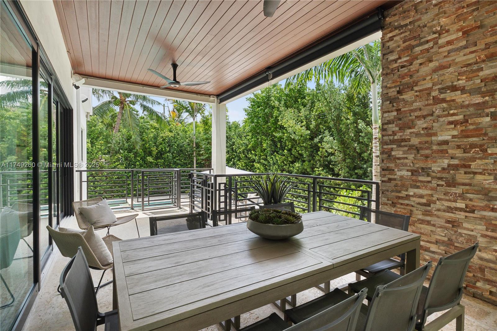 BISCAYNE KEY ESTATES - Residential