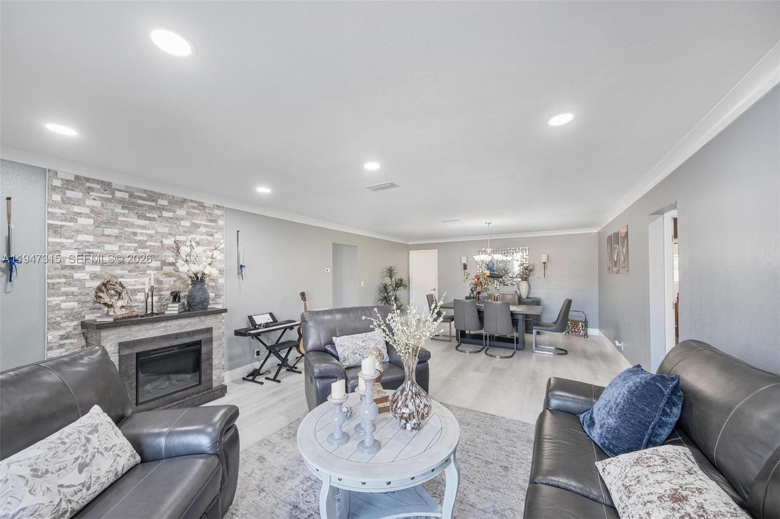 NORTHWOOD - Residential