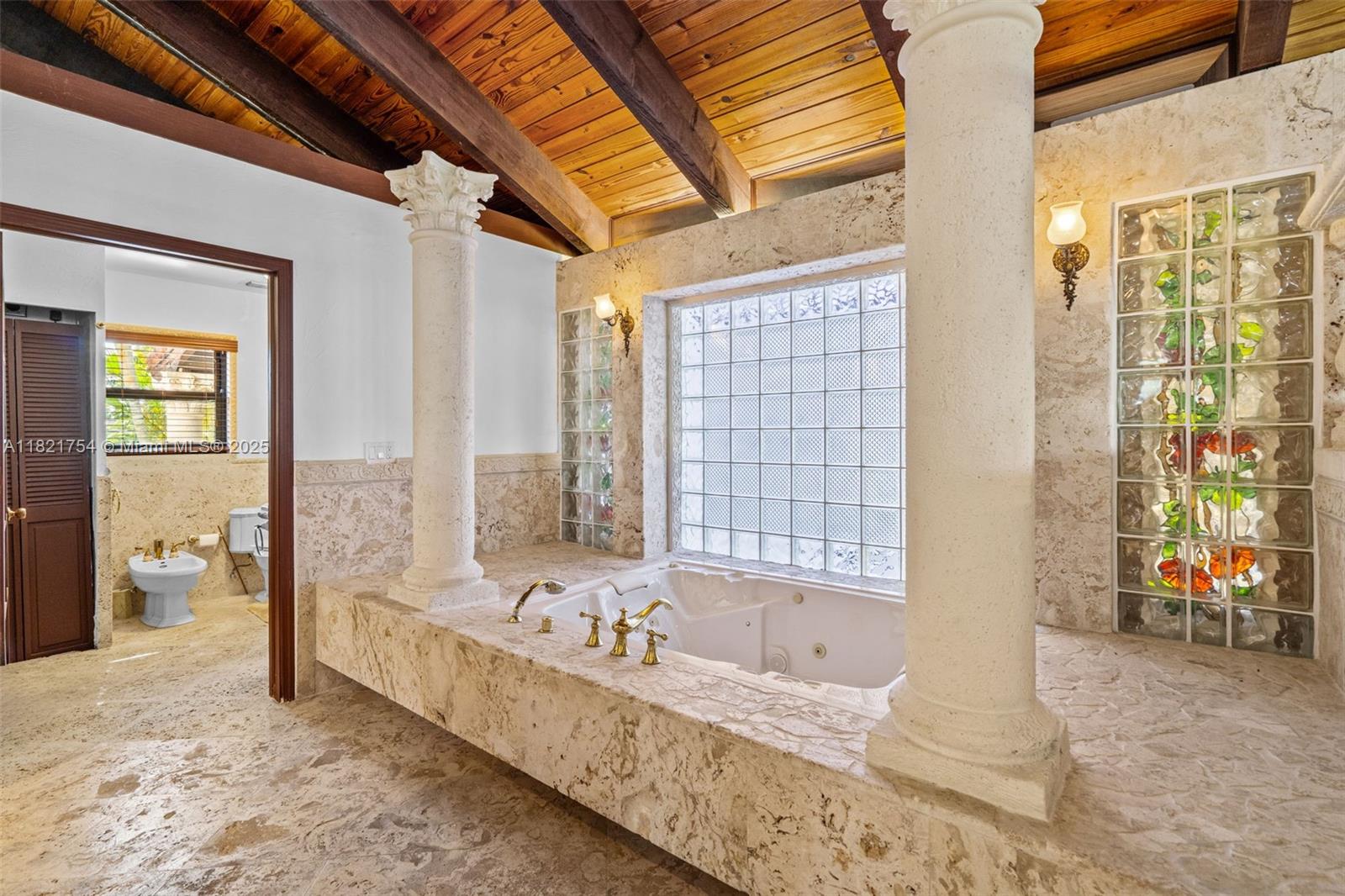DIPLOMAT GOLF ESTATES - Residential