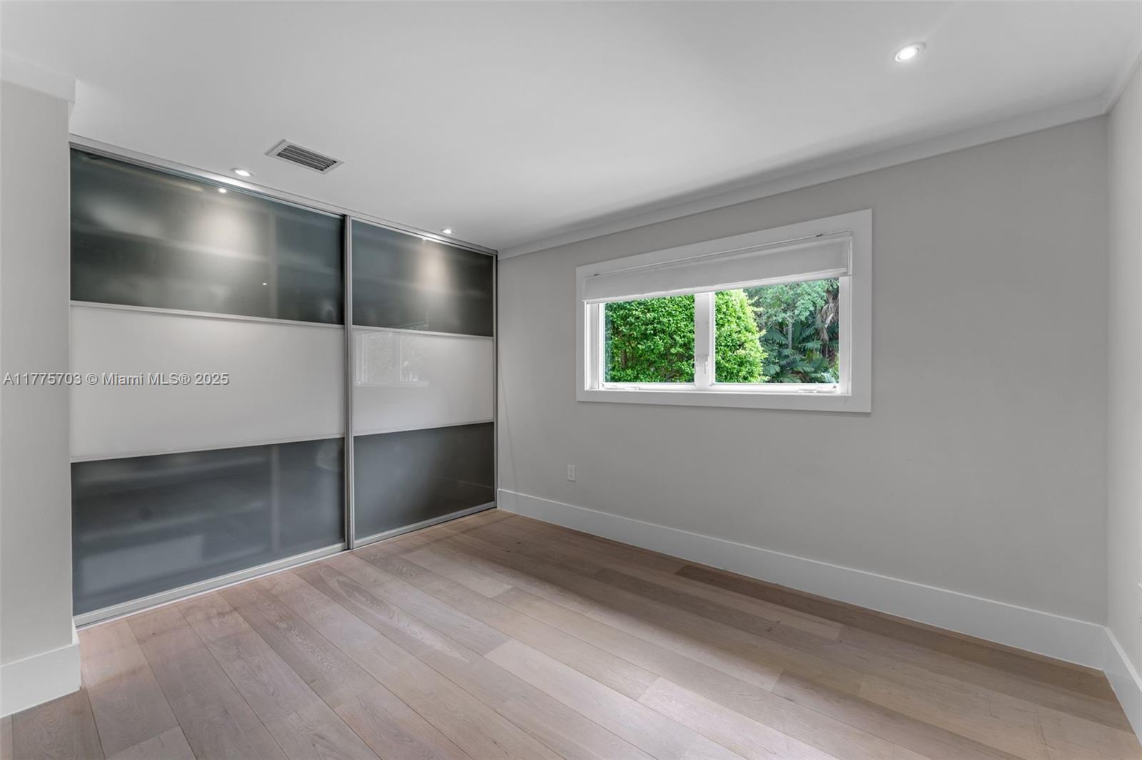 AMD & CORR PLAT OF SUNRIS - Residential