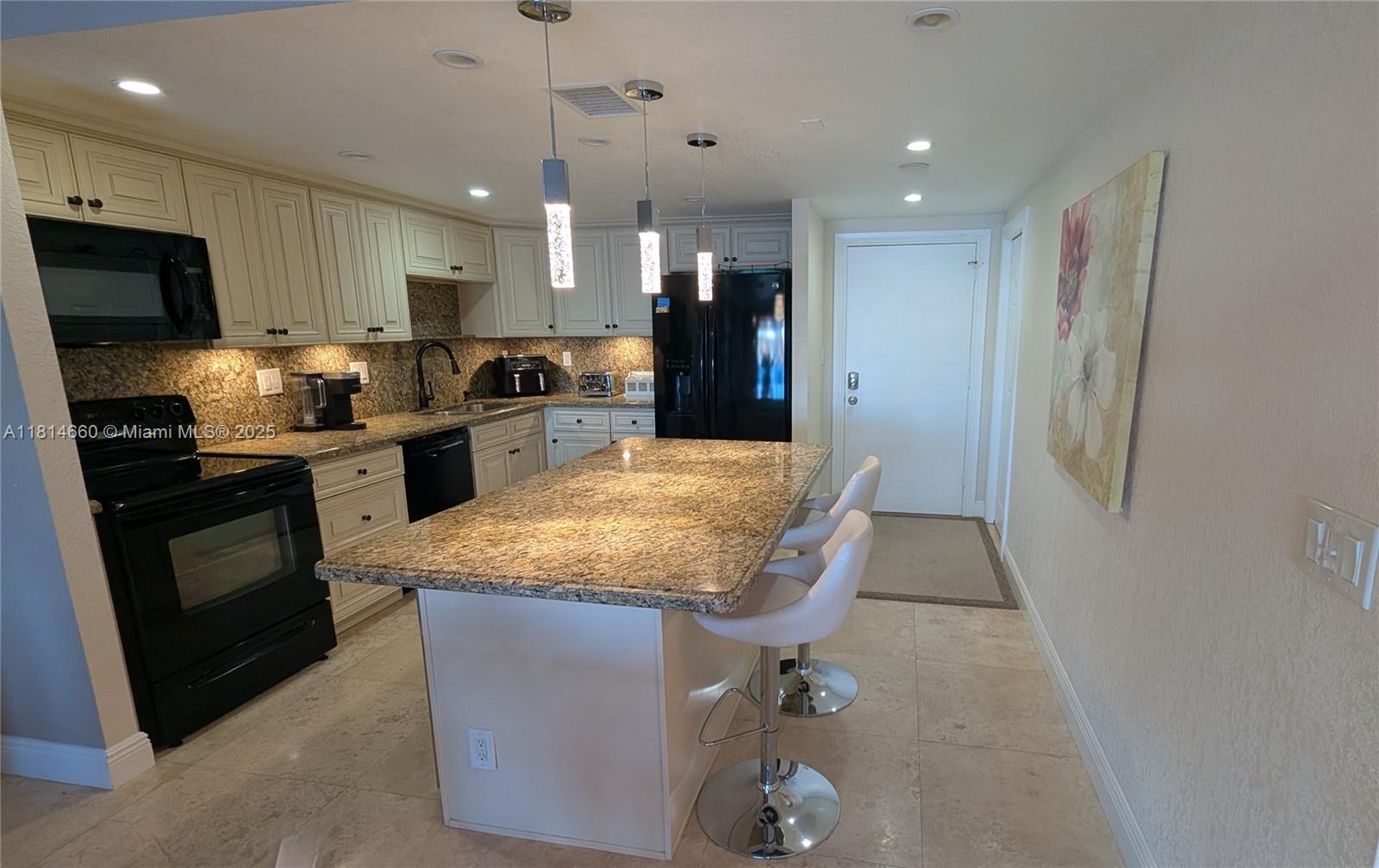 PARK LAYNE TOWERS CONDO - Residential