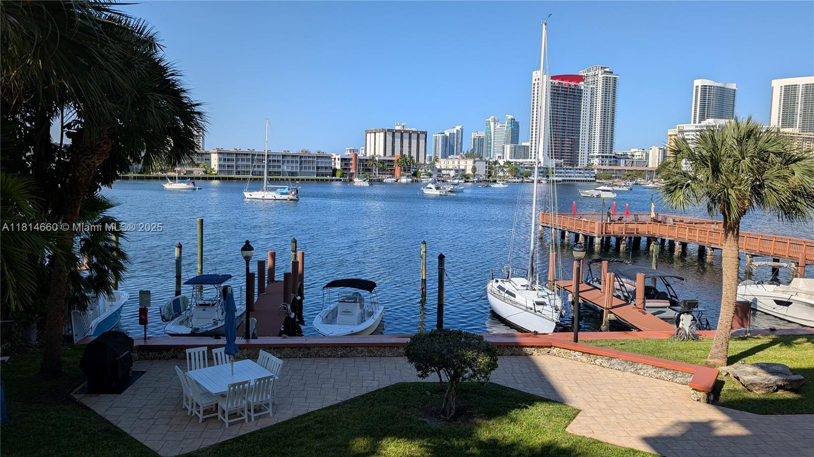 PARK LAYNE TOWERS CONDO - Residential