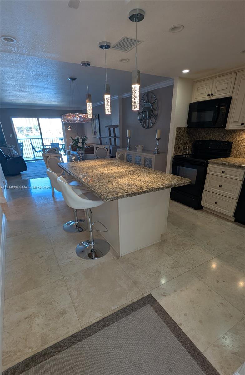 PARK LAYNE TOWERS CONDO - Residential