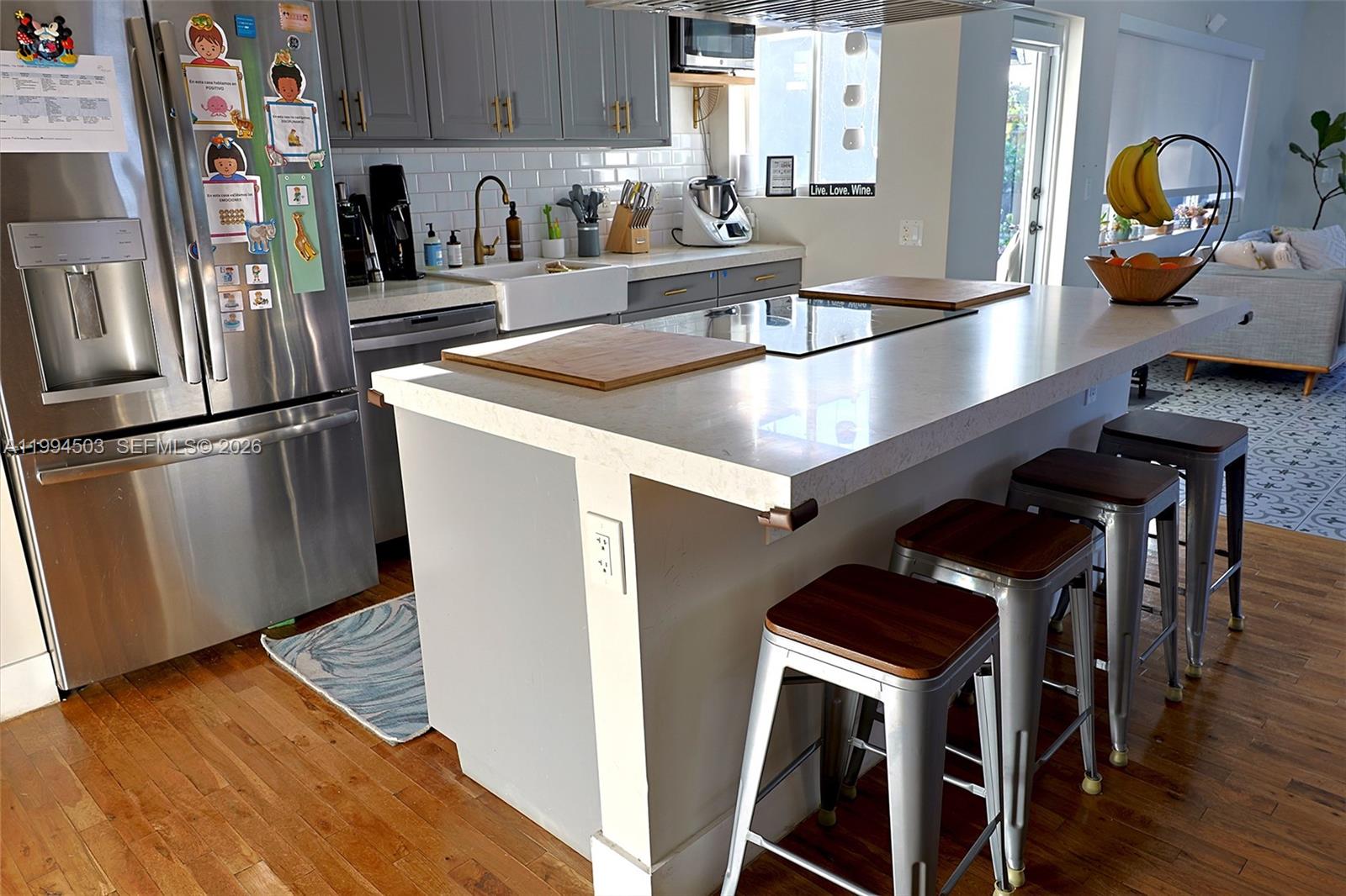 SHORELAND HEIGHTS - Residential