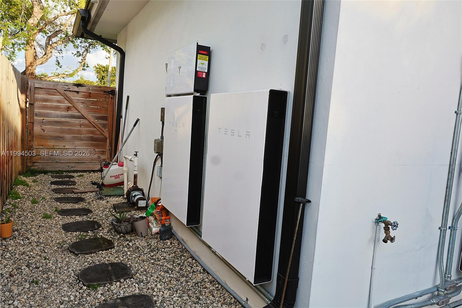 SHORELAND HEIGHTS - Residential