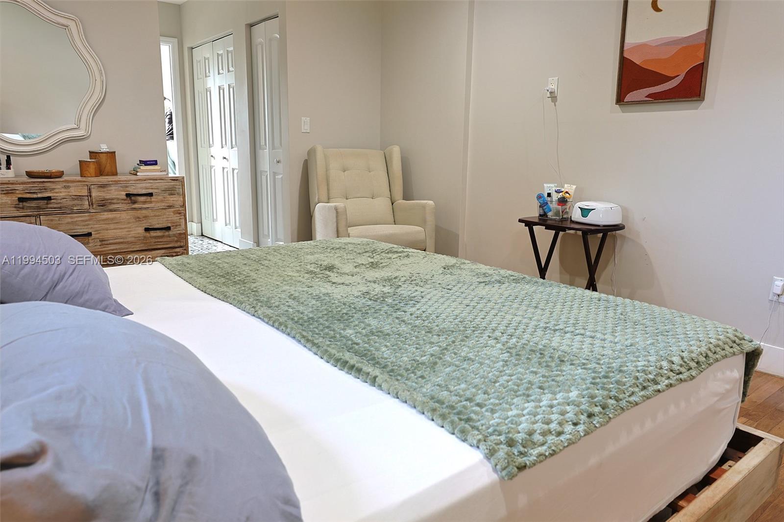 SHORELAND HEIGHTS - Residential