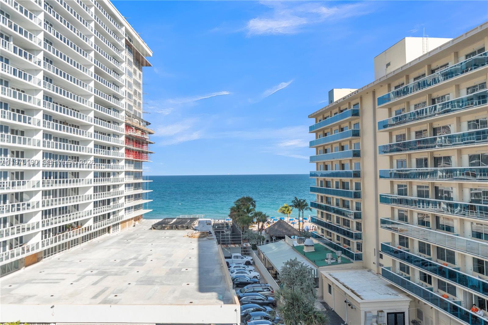 GALLEON CONDO - Residential