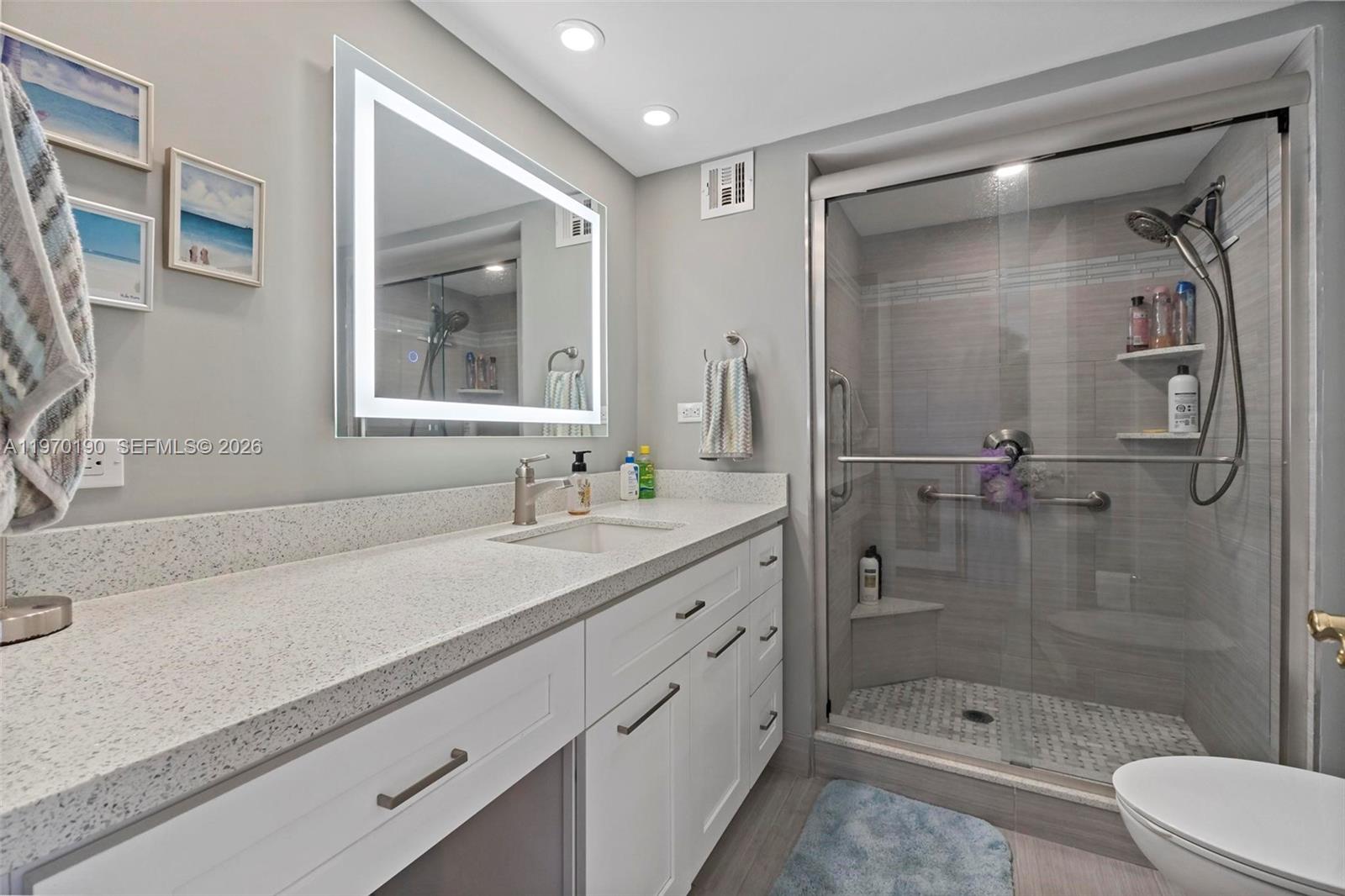 GALLEON CONDO - Residential