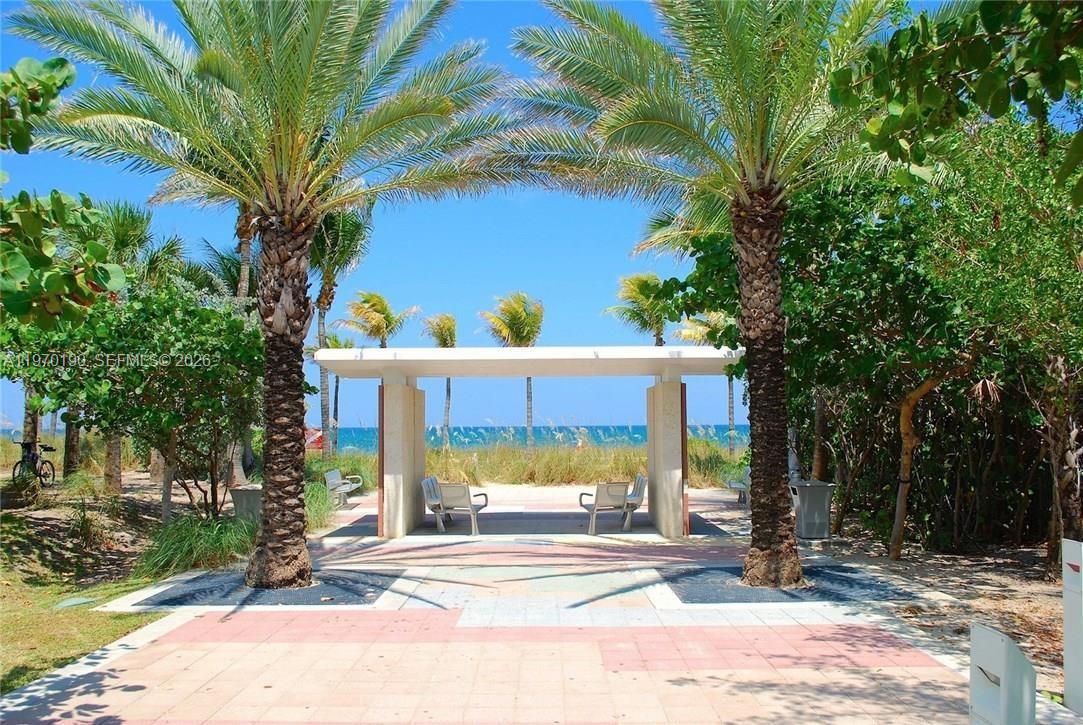 GALLEON CONDO - Residential