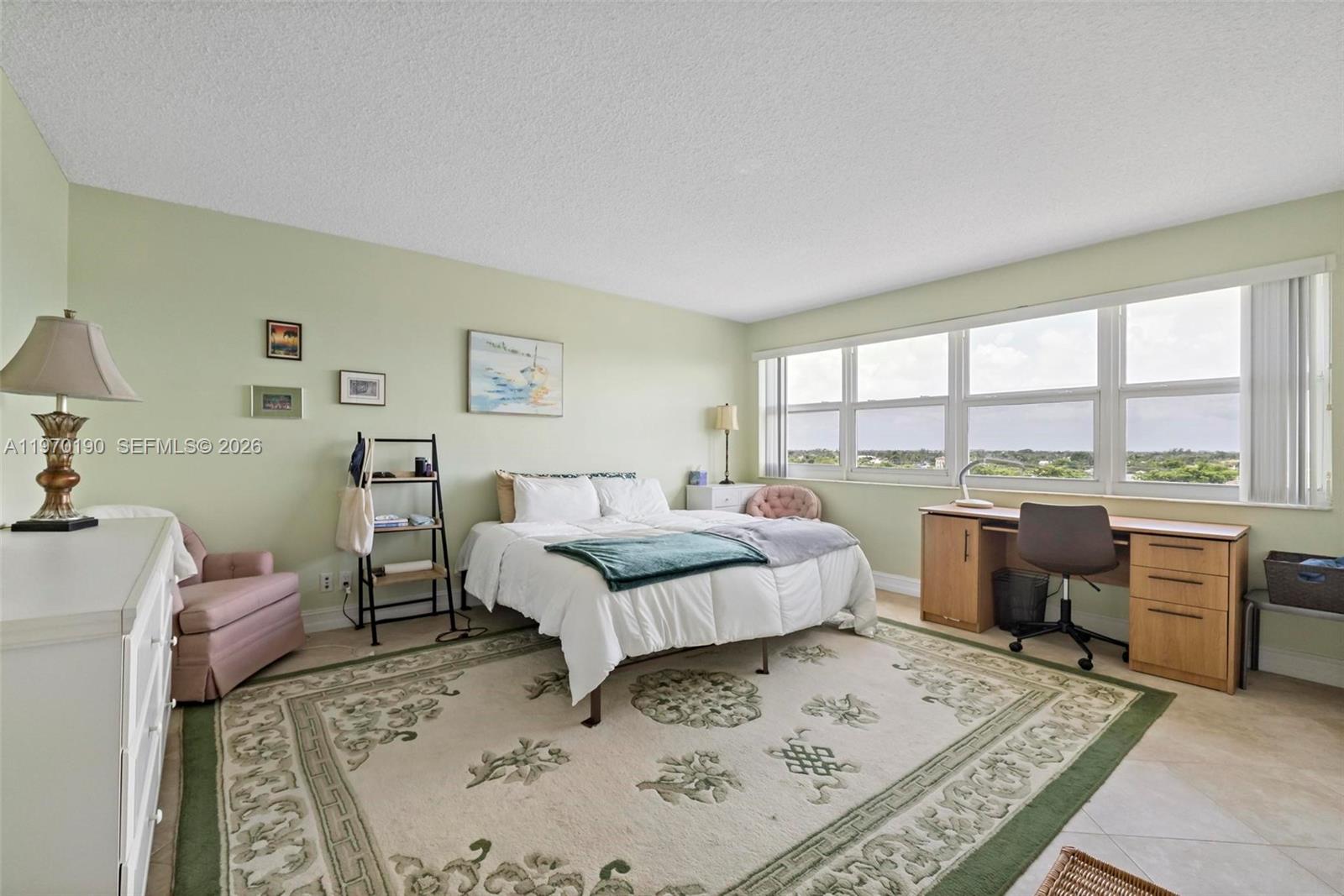 GALLEON CONDO - Residential