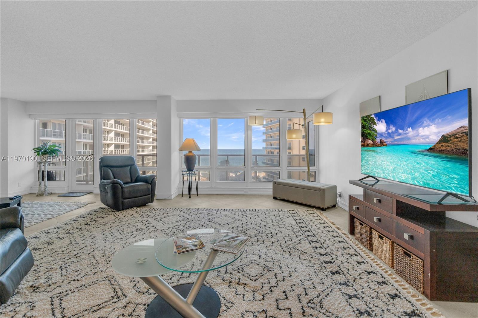 GALLEON CONDO - Residential