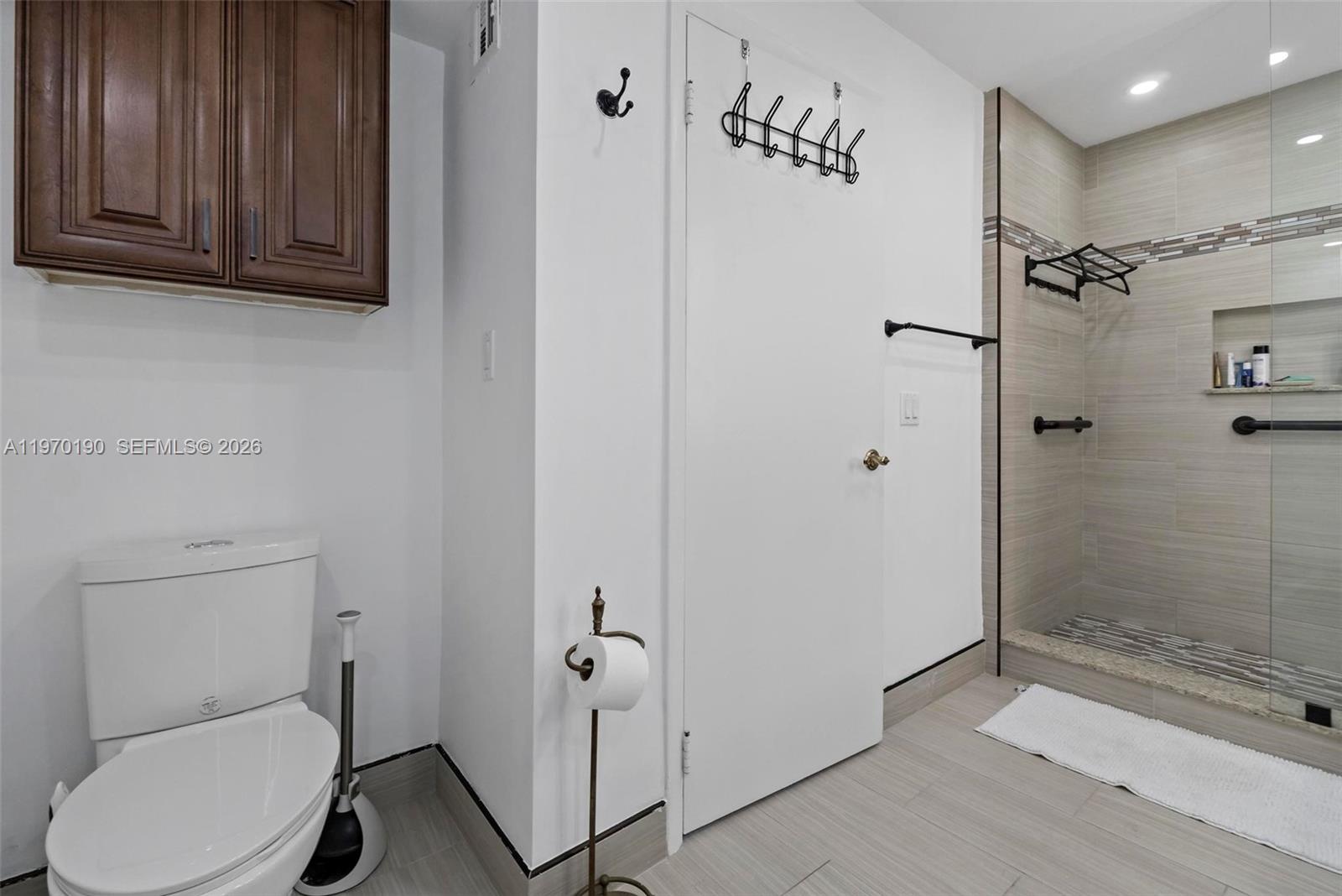 GALLEON CONDO - Residential