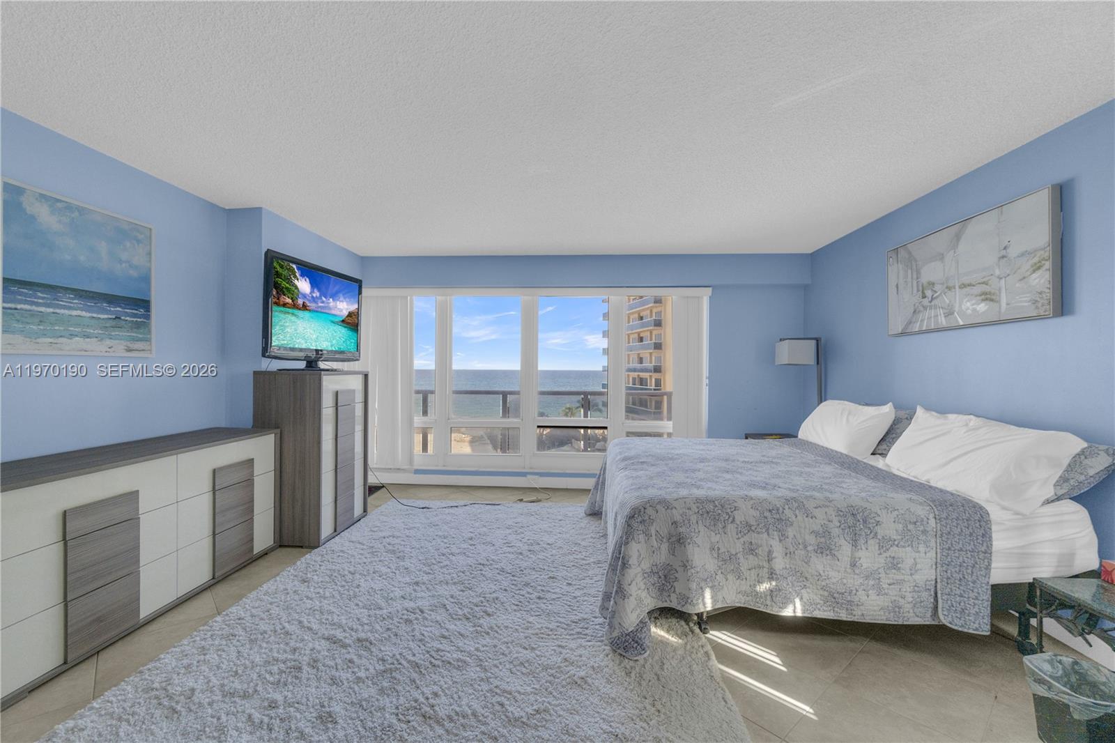 GALLEON CONDO - Residential