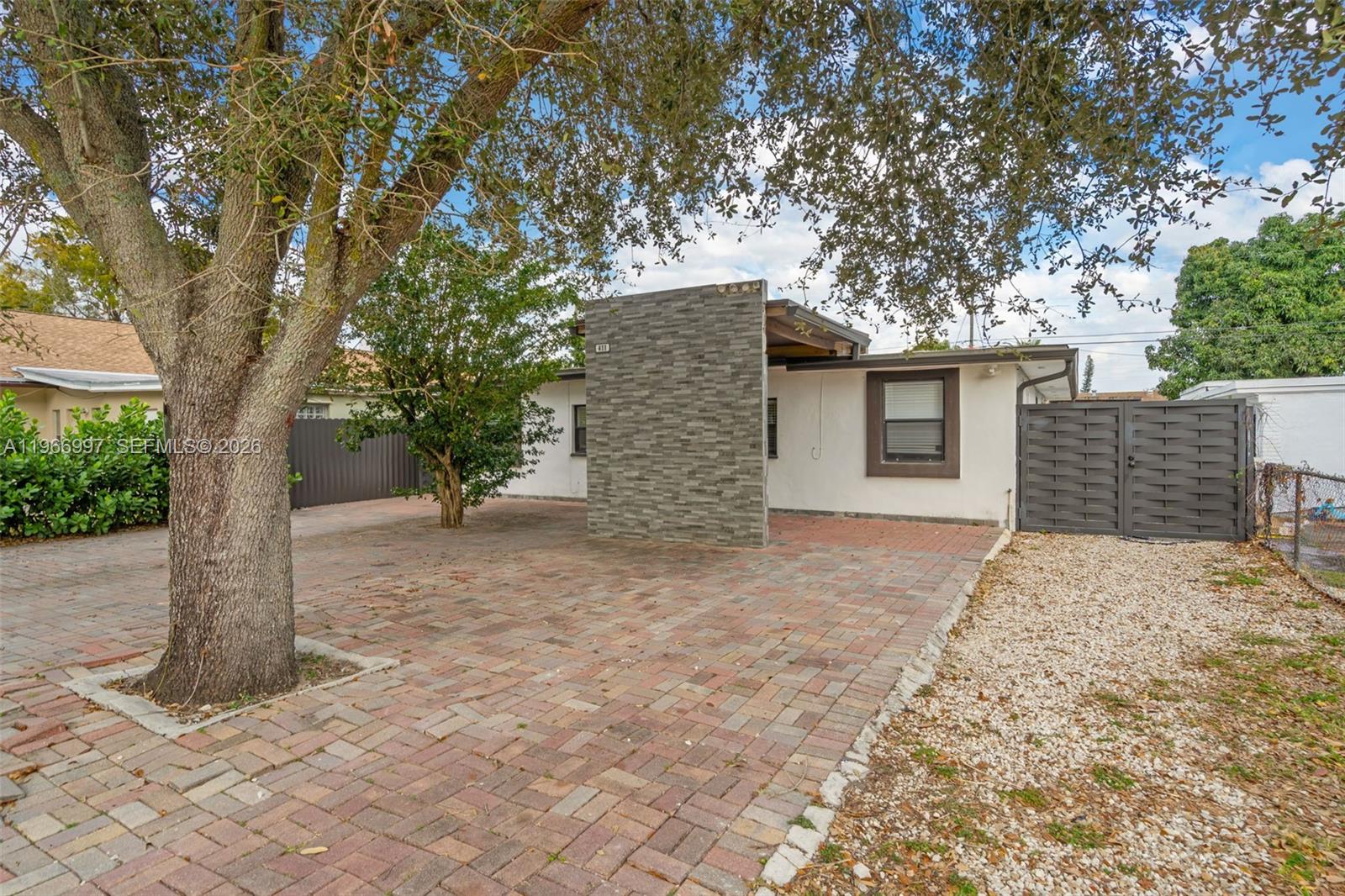 GRACEWOOD NO 2 - Residential