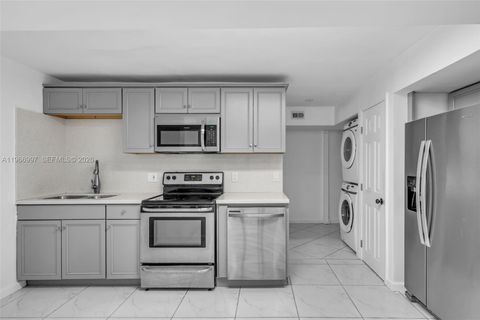 411 N 61st Ave Hollywood FL 33024