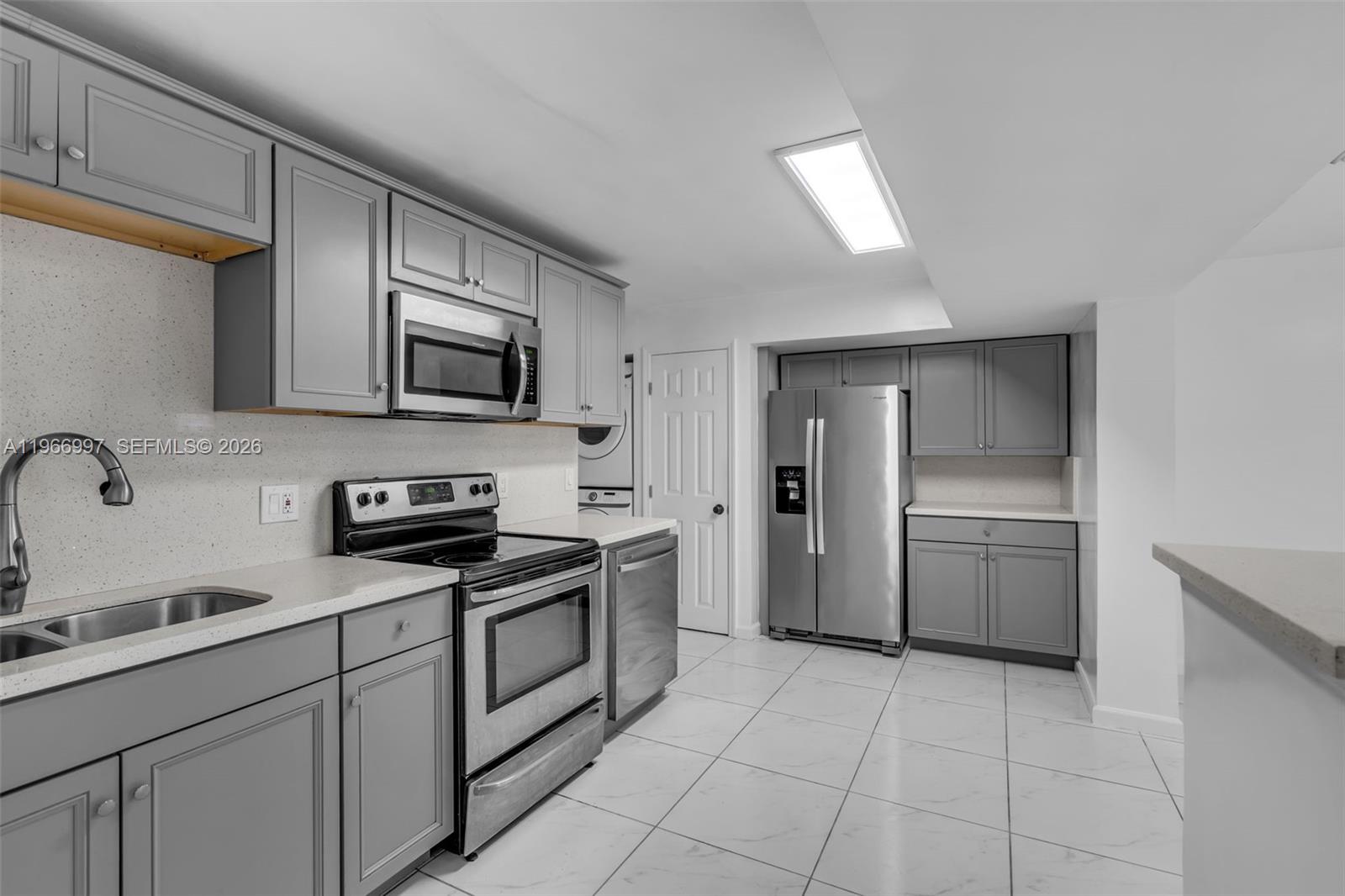 GRACEWOOD NO 2 - Residential