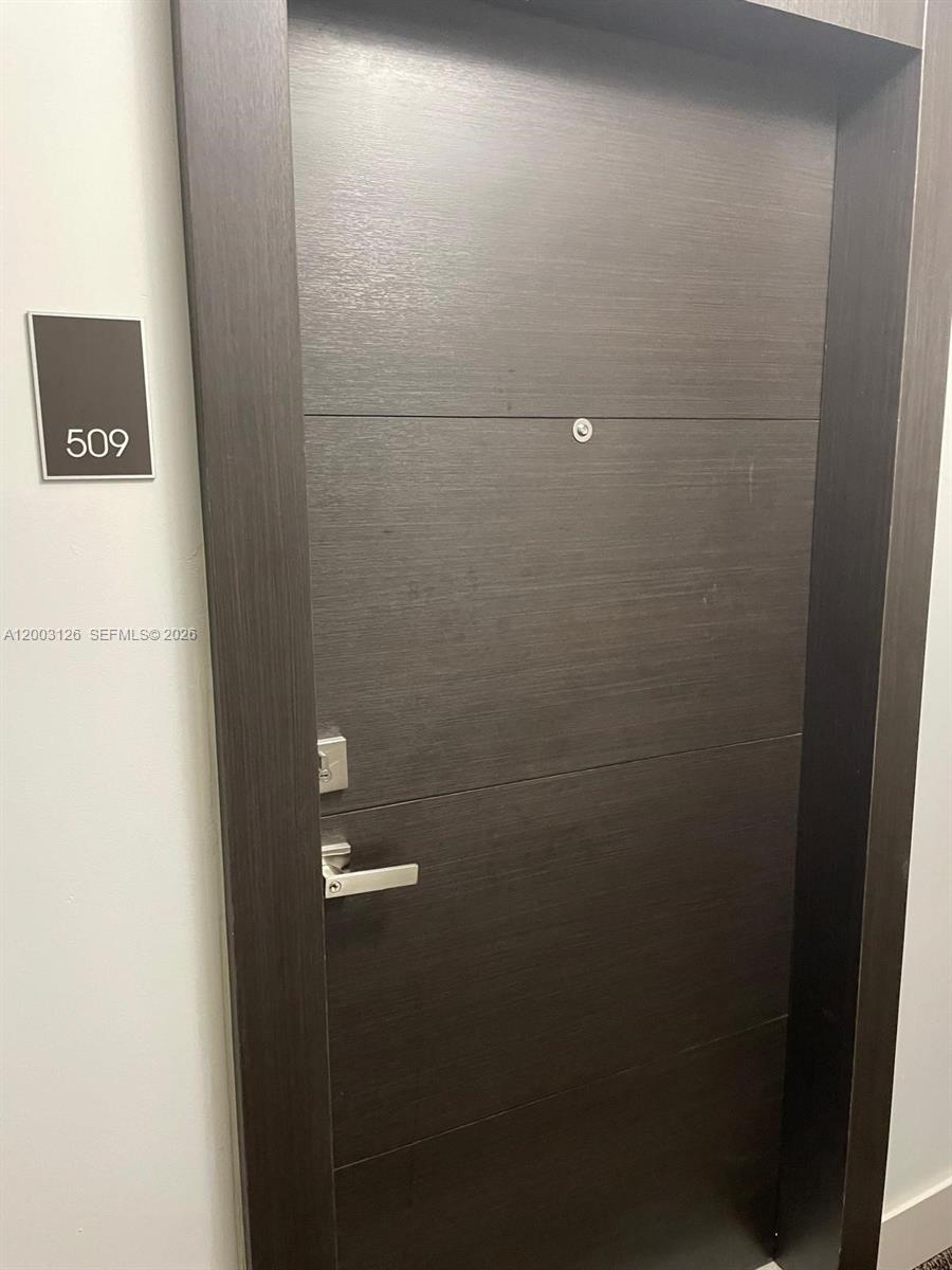 ADMIRALS PORT CONDO WEST - Residential