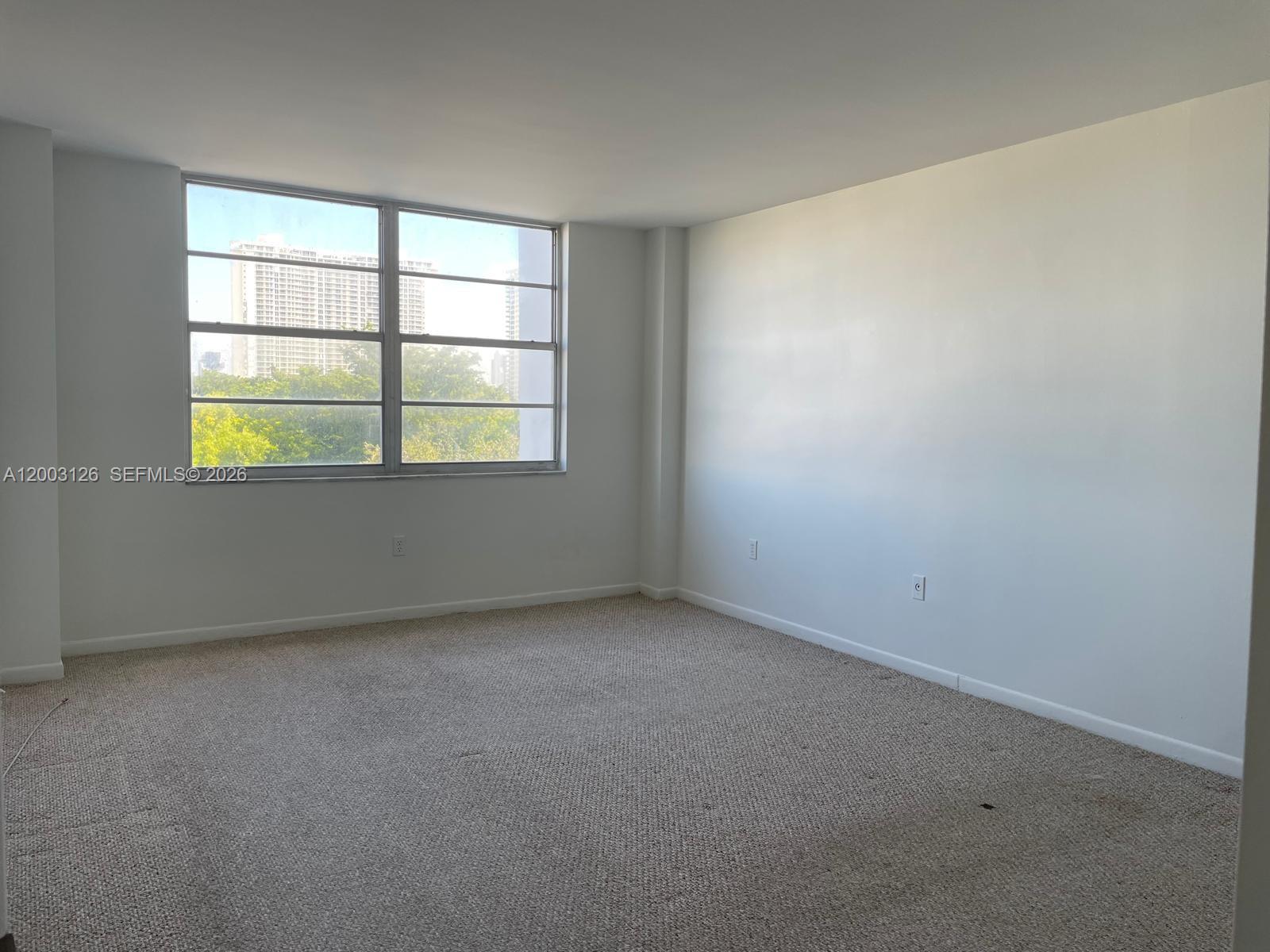 ADMIRALS PORT CONDO WEST - Residential