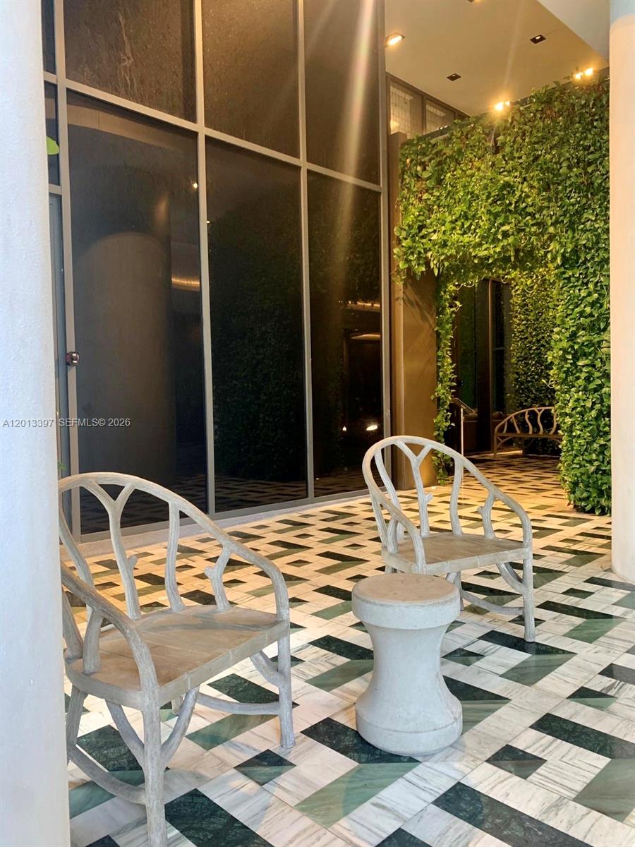 801 SMA RESIDENCES CONDO - Residential Lease