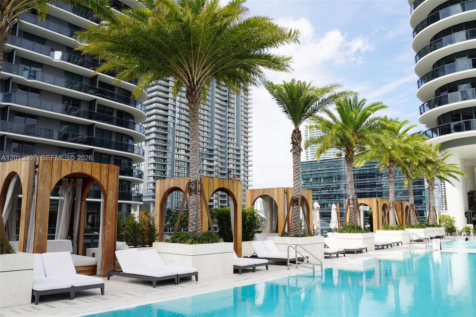 801 SMA RESIDENCES CONDO - Residential Lease