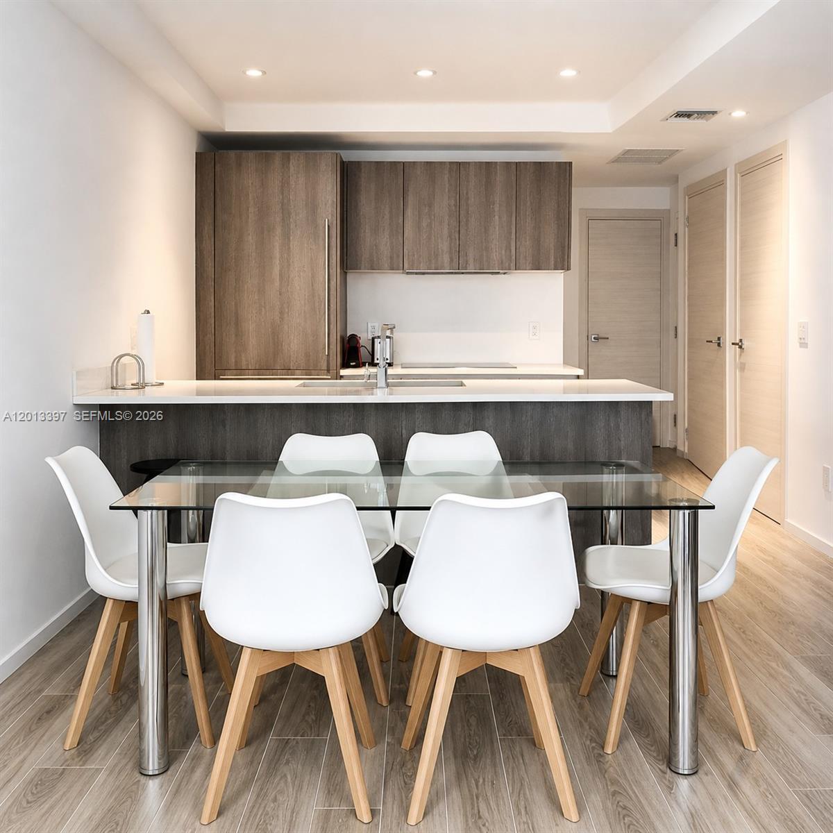 801 SMA RESIDENCES CONDO - Residential Lease