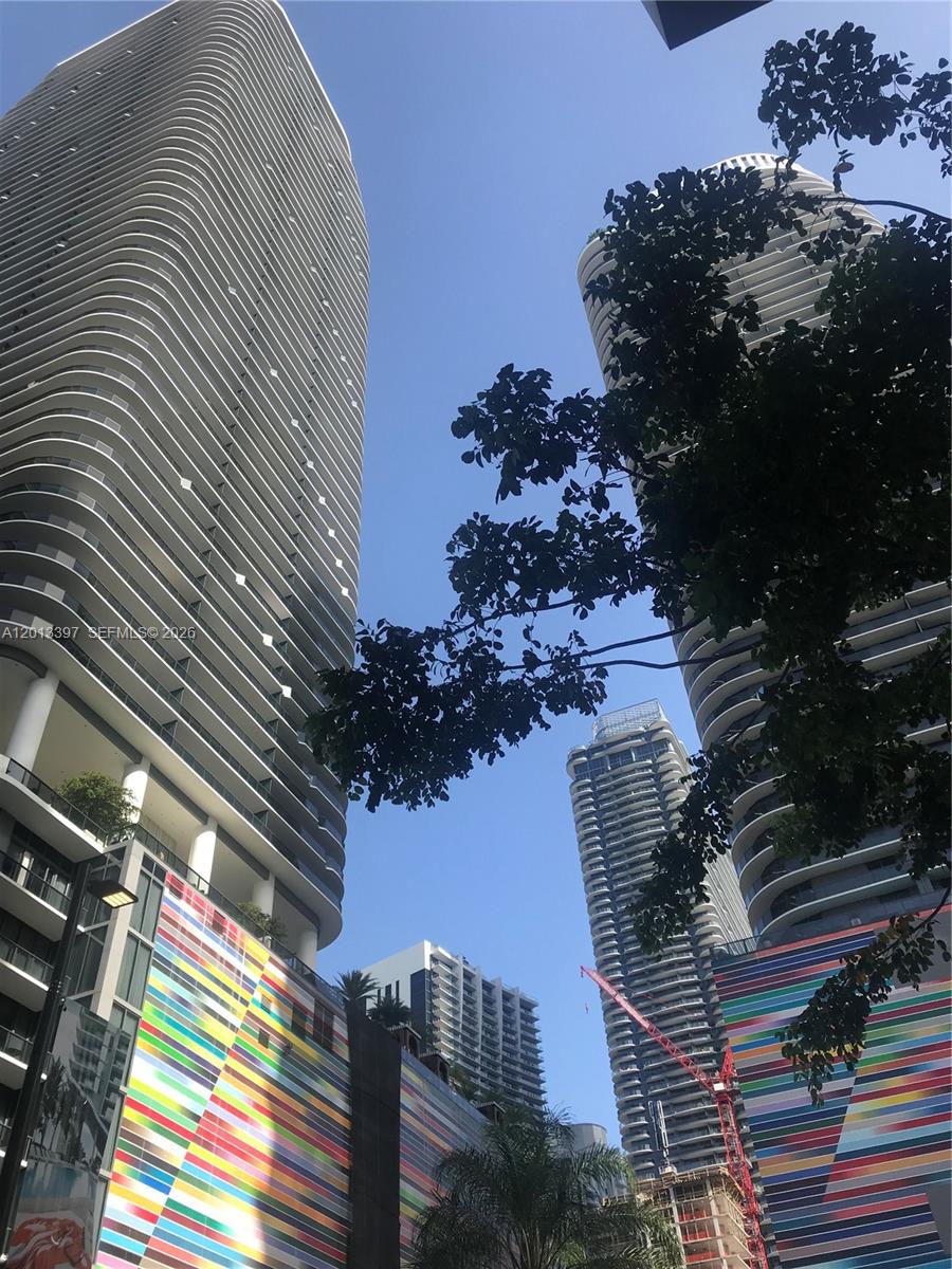 801 SMA RESIDENCES CONDO - Residential Lease