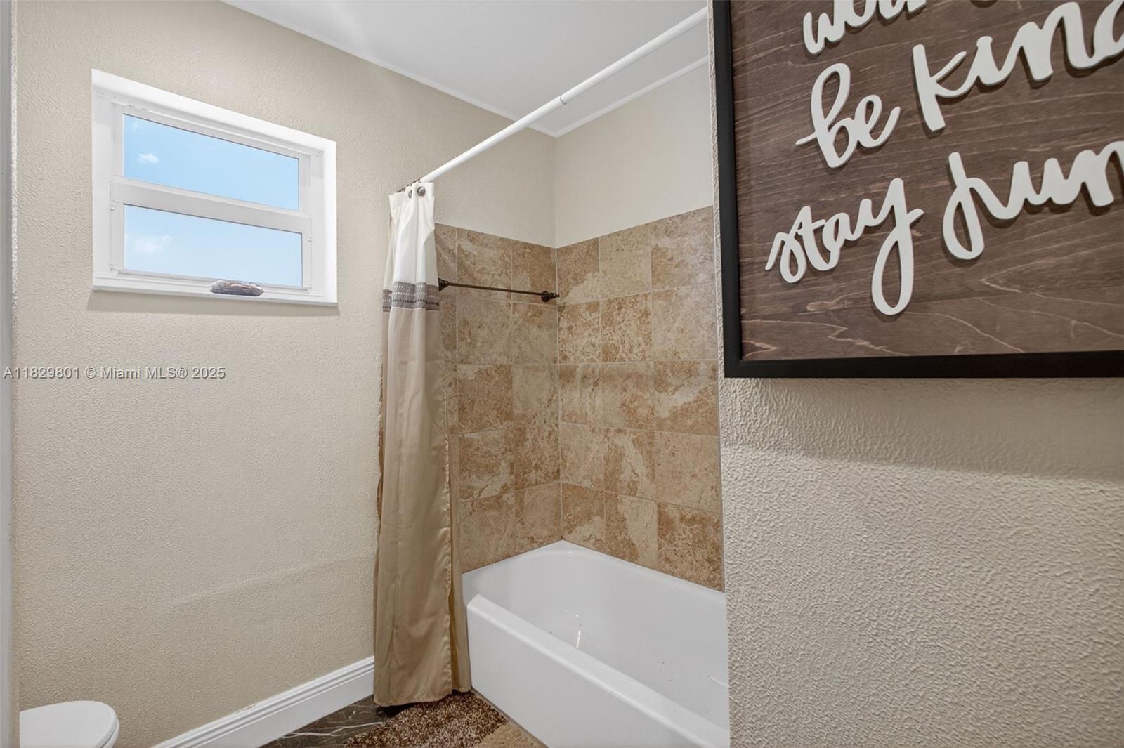 HARTFORD PLACE - Residential